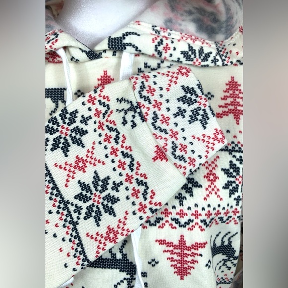 Cult Favorite Winter Hoodie with Matching Face Mask - NWT - Women’s - Picture 7 of 12